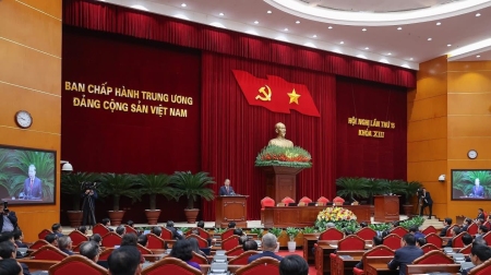 Trung ương thống nhất thông qua báo cáo về công tác nhân sự của Đảng