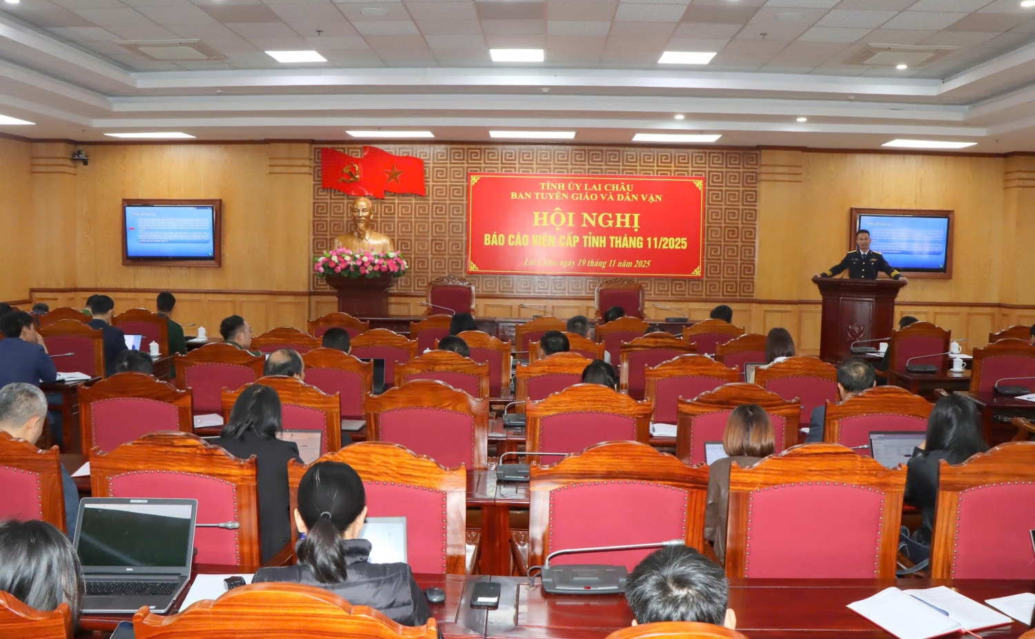 z7239436527972 2ca6cd3859c96f62515cdb3dd6ae08ba