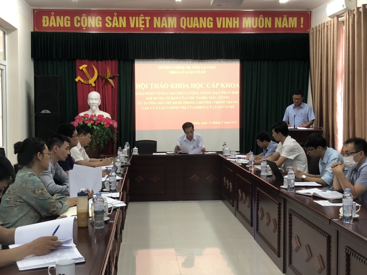 Hội thảo khoa học cấp khoa khoa “Giải pháp nâng cao chất lượng giảng dạy phần học nội dung cơ bản của chủ nghĩa Mác-Lênin, tư tưởng Hồ Chí Minh trong chương trình Trung cấp lý luận chính trị của khoa Lý luận cơ sở”